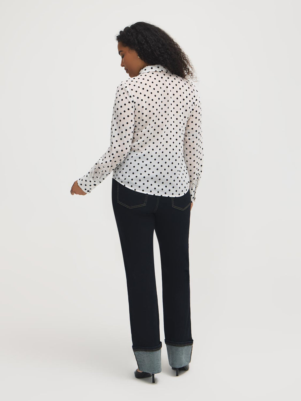 Blouse en mousseline de soie à nœud en velours