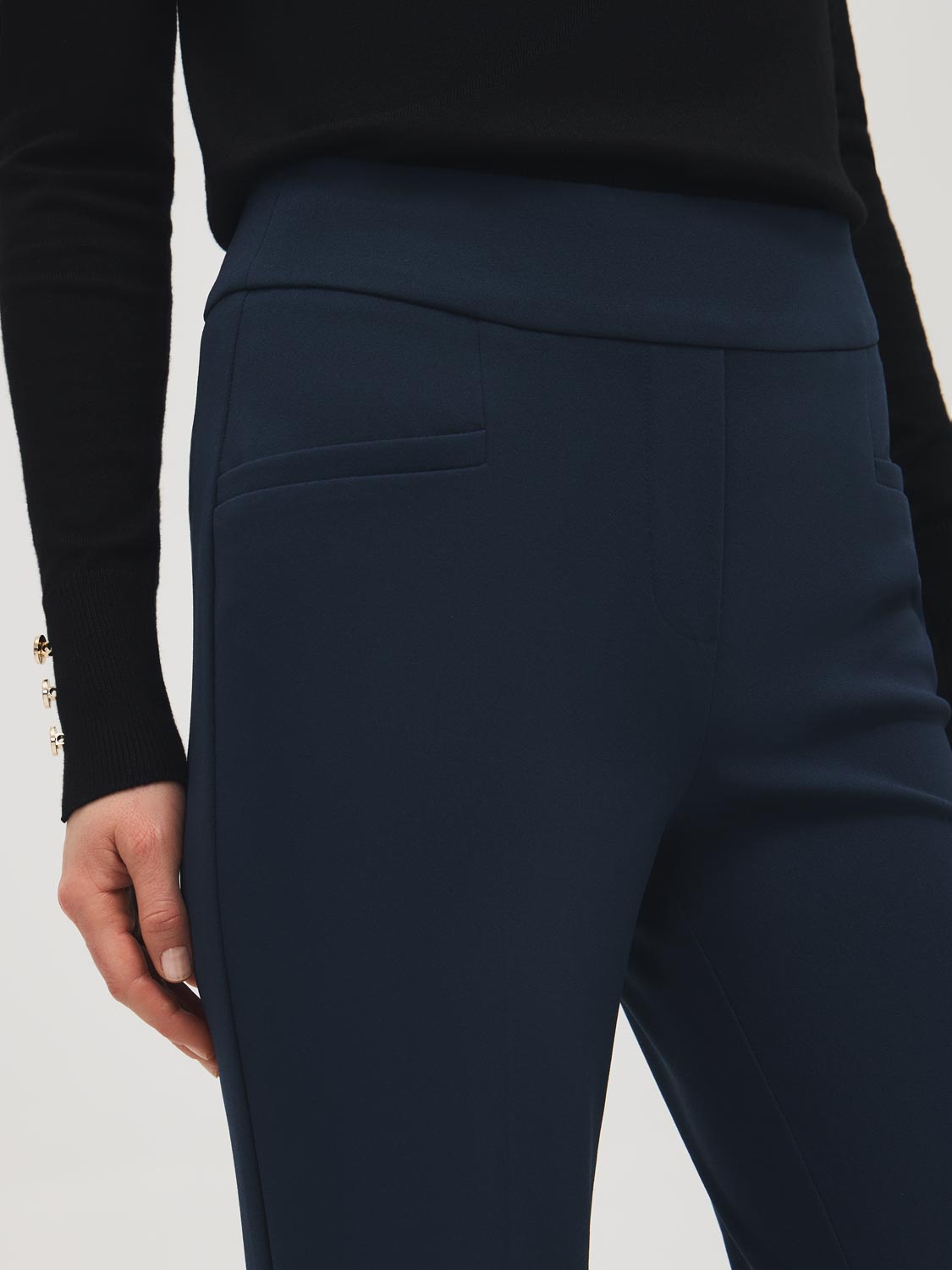 Pantalon en crêpe coupe droite