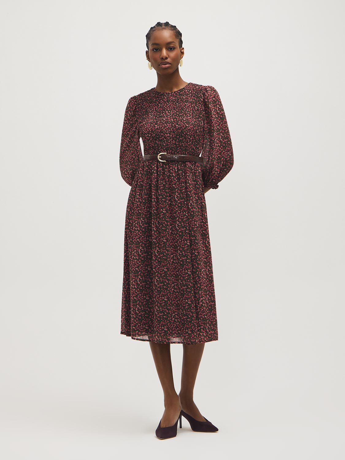 Robe midi en mousseline fleurie smockée