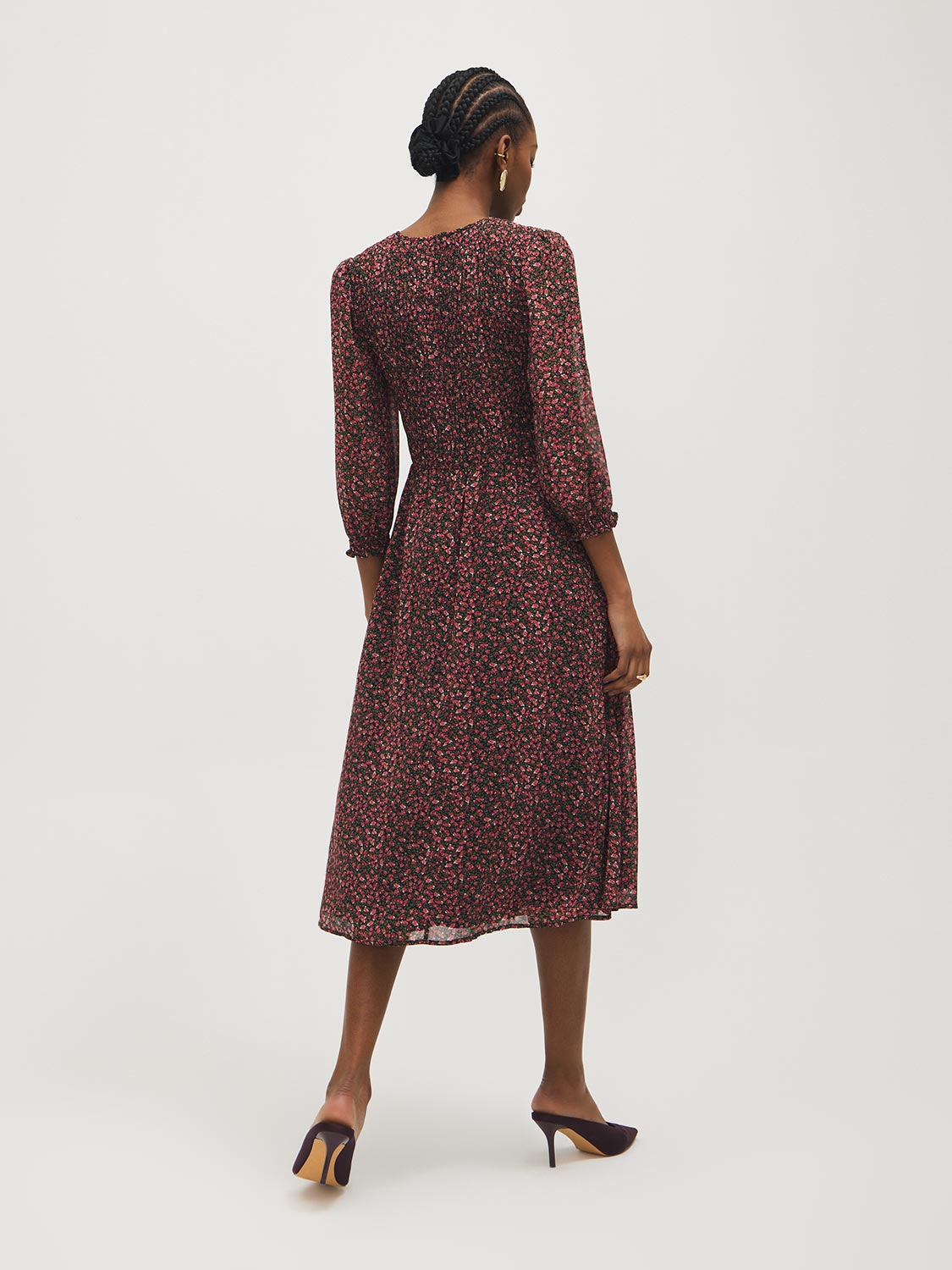 Robe midi en mousseline fleurie smockée