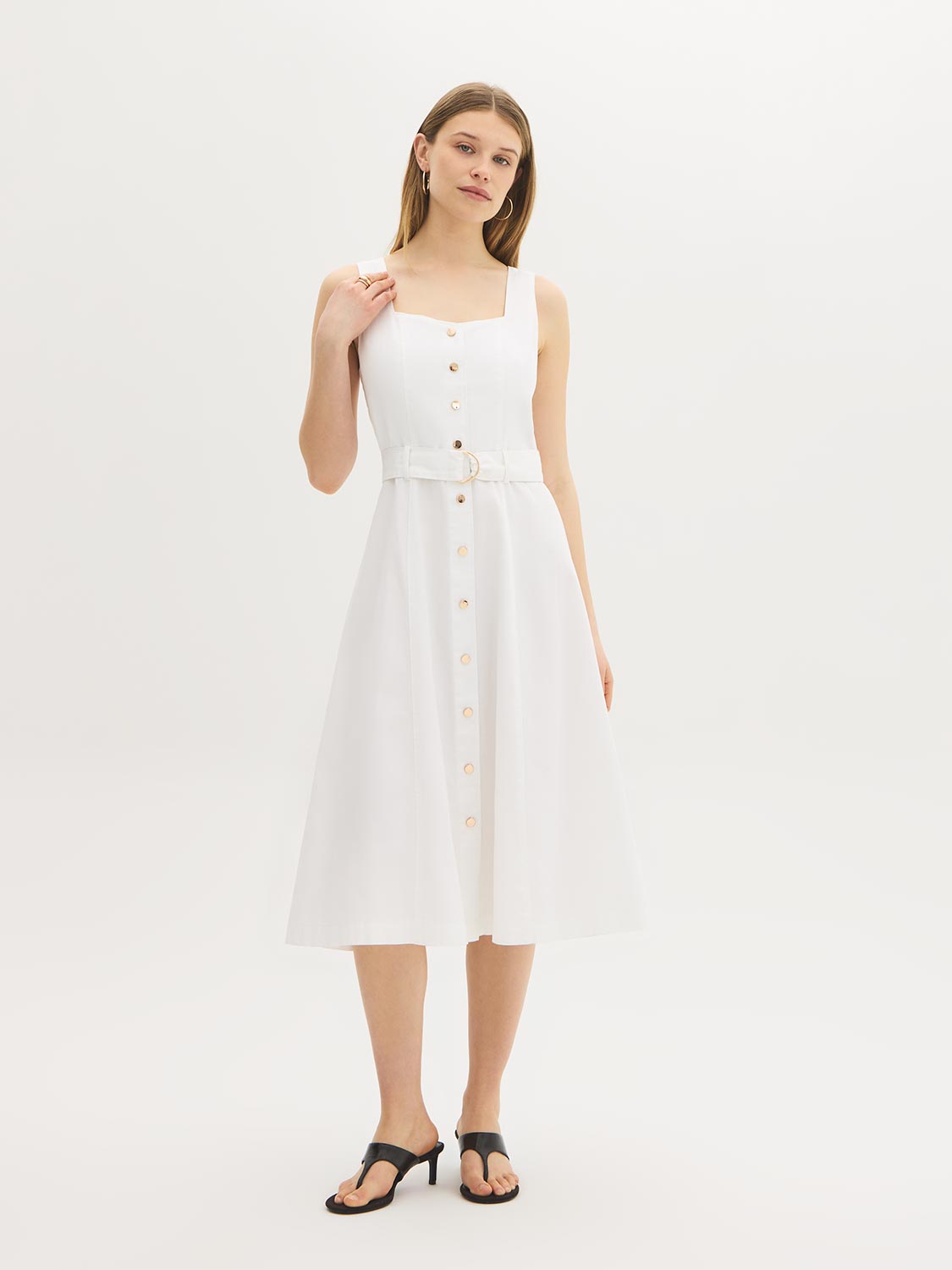 Robe midi en jean de coton ceinturée