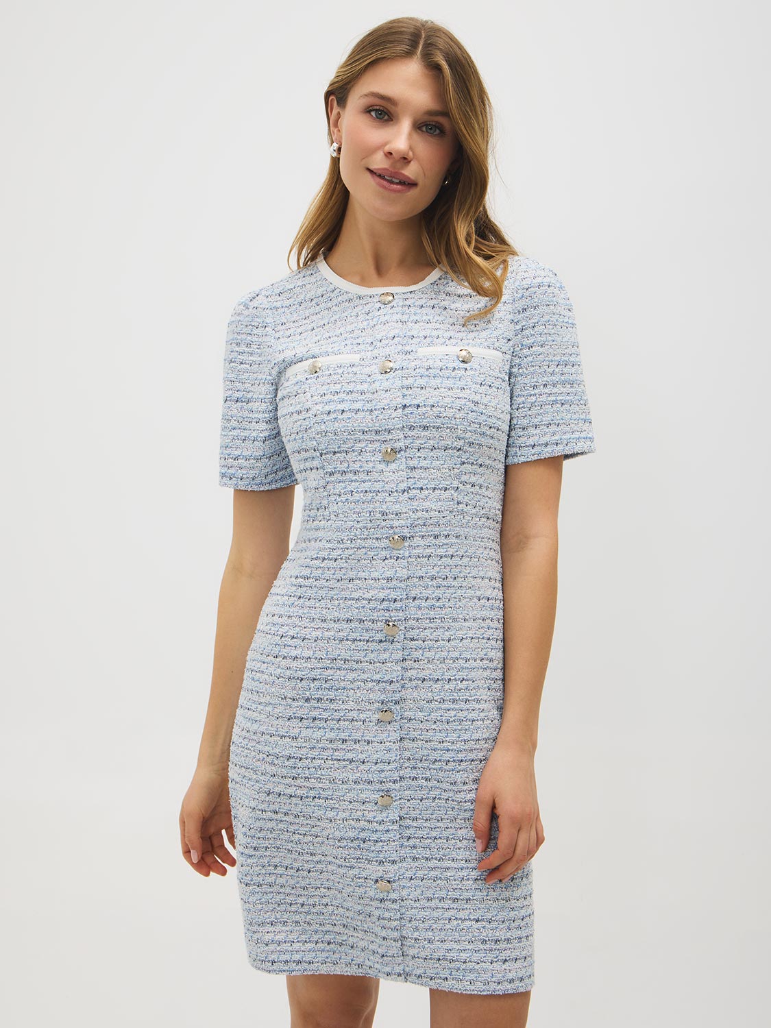 Robe boutonnée à manches courtes en bouclette