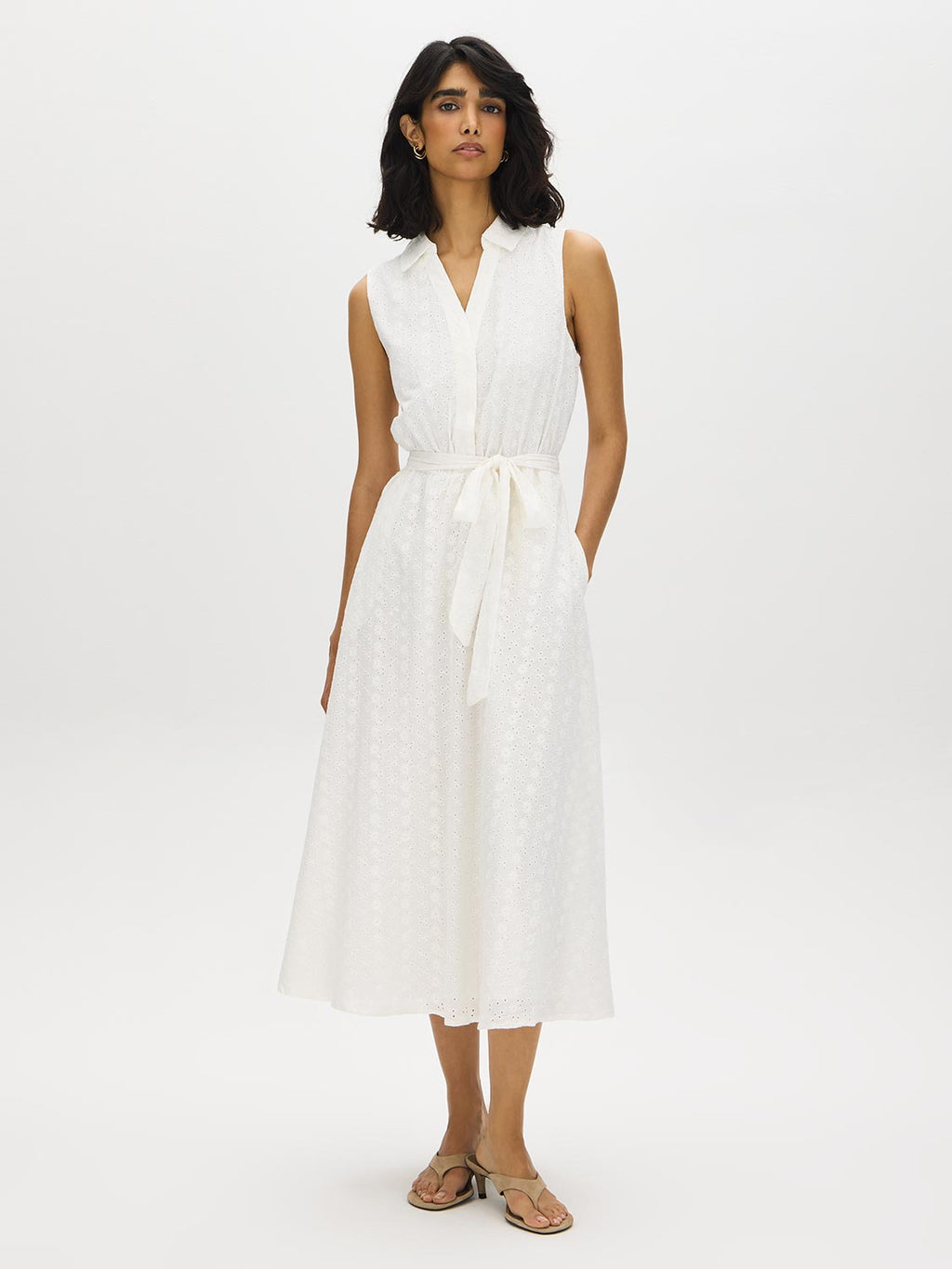 Robe midi en broderie anglaise