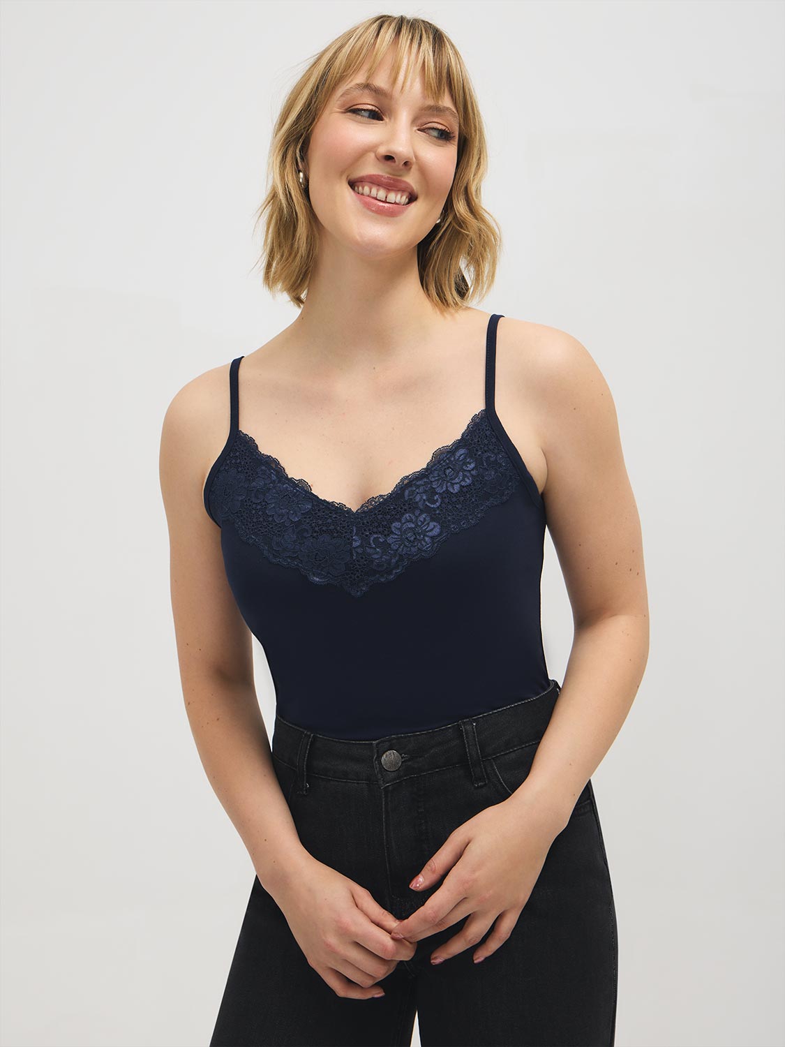 Débardeur en coton mélangé avec bordure en dentelle