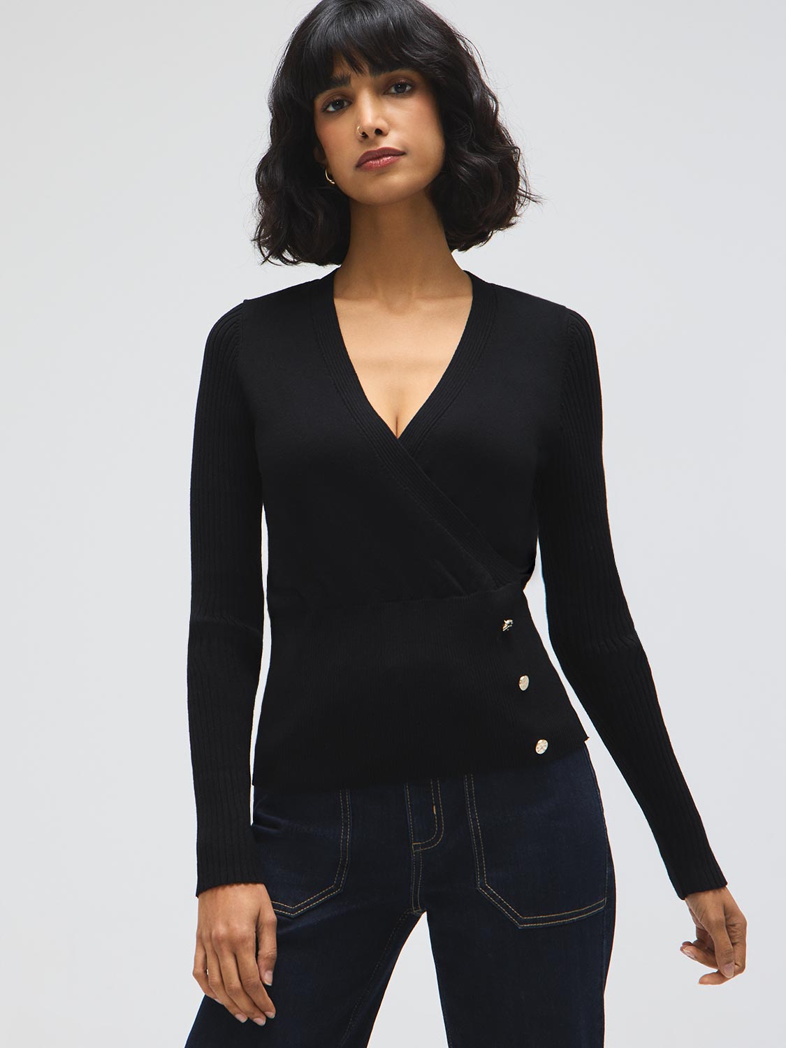 Pull cache-cœur boutonné