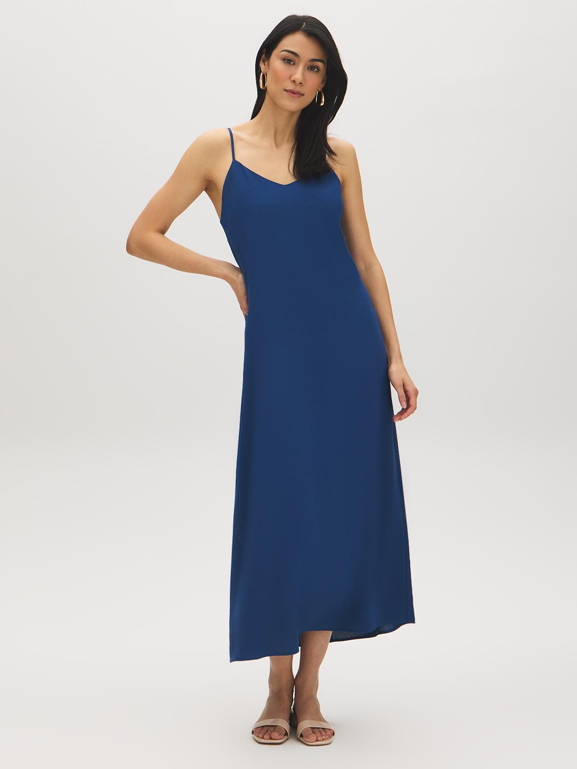Robe nuisette fluide à bretelles réglables