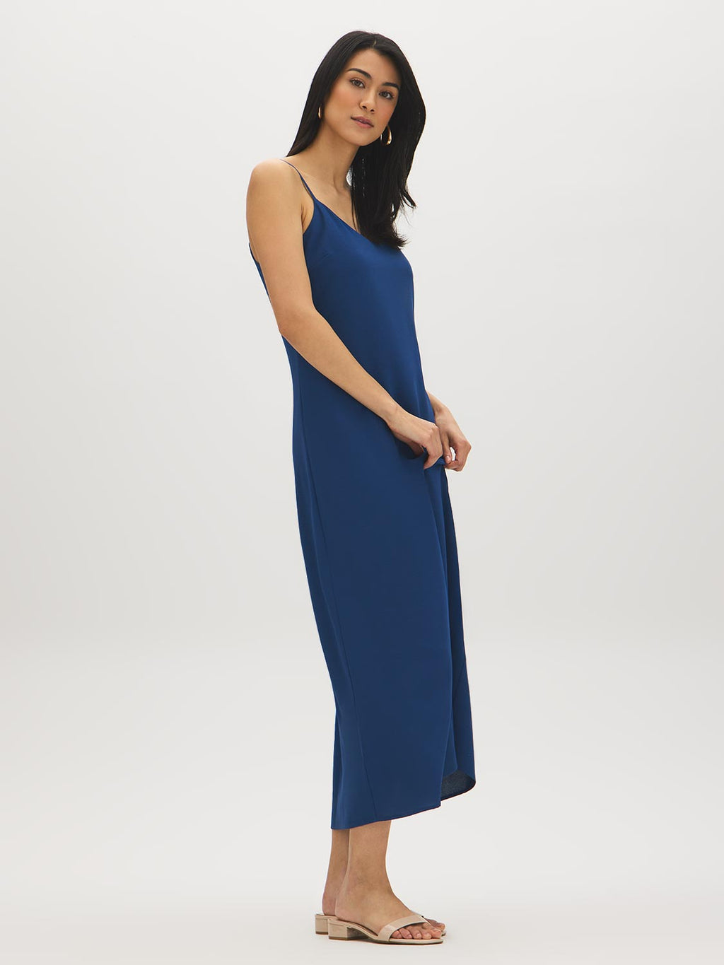Robe nuisette fluide à bretelles réglables