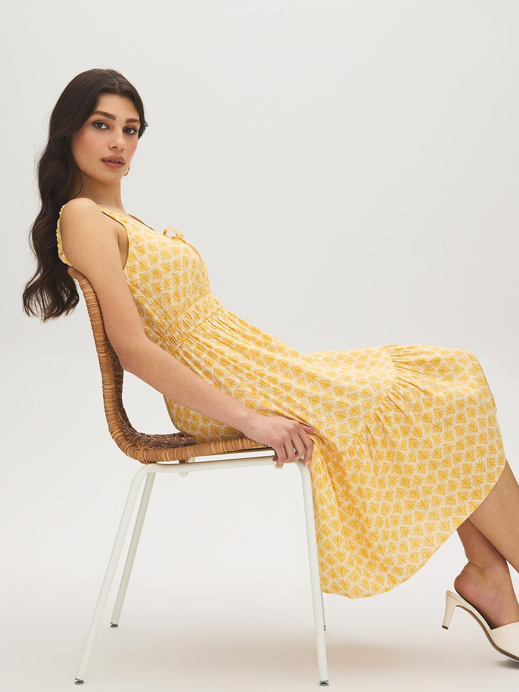 Robe mi-longue étagée à imprimé coquillages